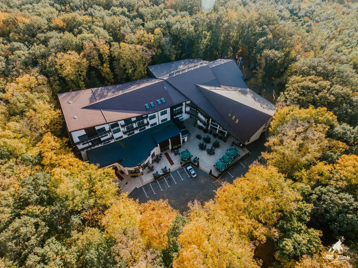 Rediu Hotel & Restaurant Botosani Exterior photo